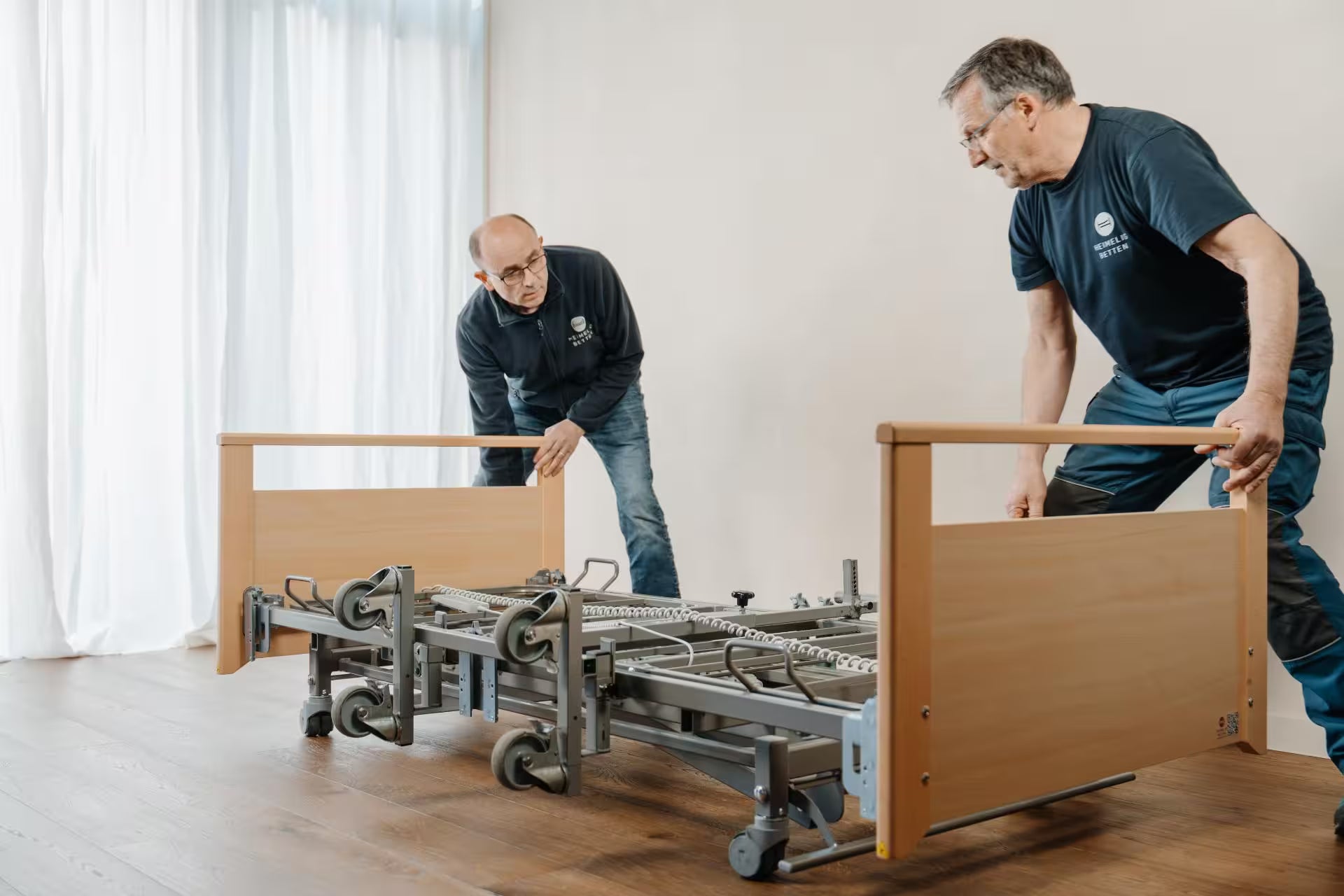 Das Pflegebett ins Zuhause integrieren – ohne Klinik-Atmosphäre